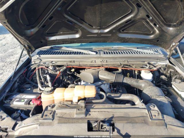 Ford Excursion Image 9